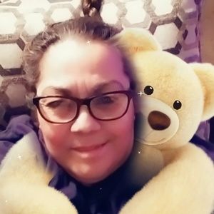 Meet your Posher, Sylvia